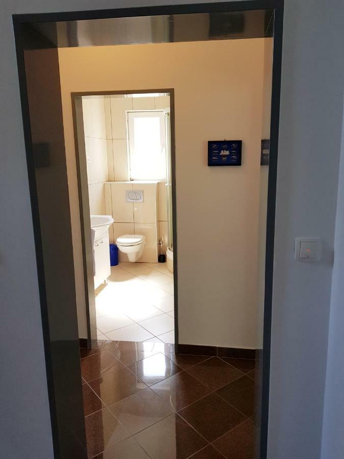 Apartments Palaca Sunca Srima Eksteriør billede